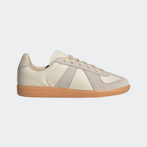 adidas Retro Low-Top Sneakers – Cream & Light Gray