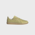 adidas Low-Top Sneakers – Pale Olive & Gum