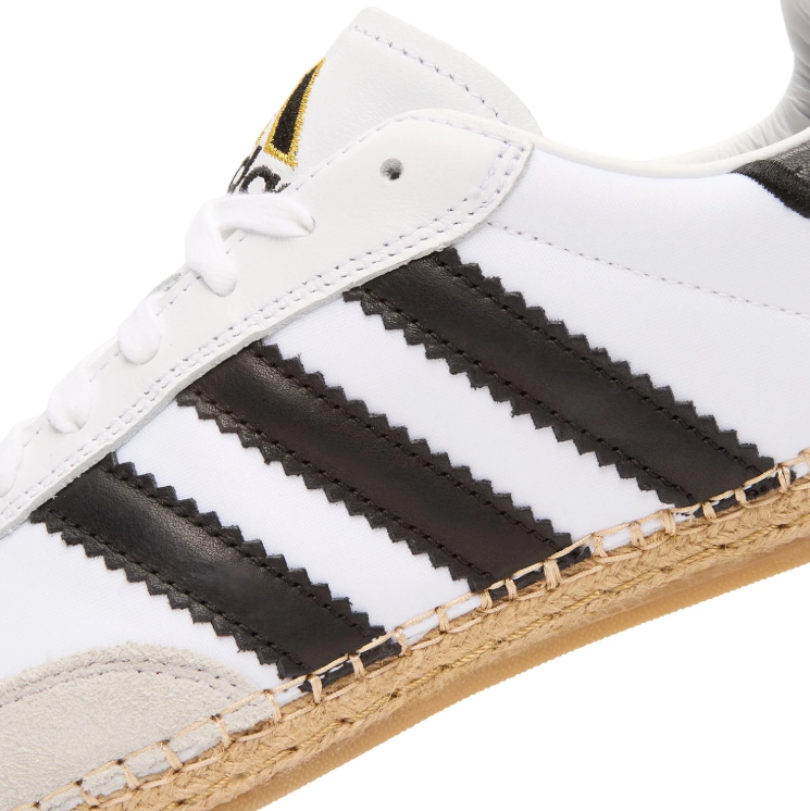 adidas Samba Low-Top Sneakers – White & Black with Woven-Look Sole