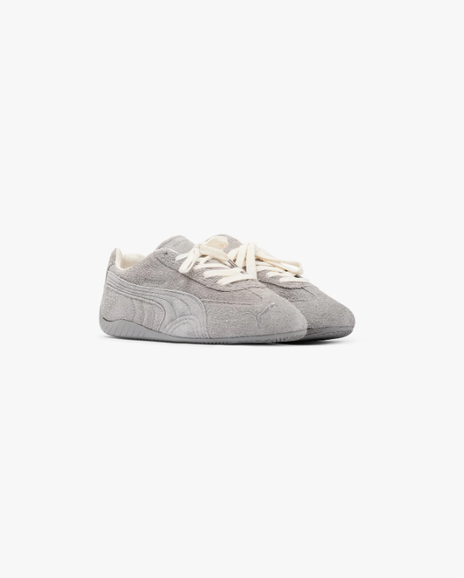 PUMA Low-Profile Sneakers – Light Gray