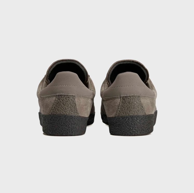 adidas Gazelle Low-Top Sneakers – Taupe & Black