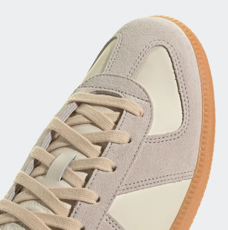 adidas Retro Low-Top Sneakers – Cream & Light Gray