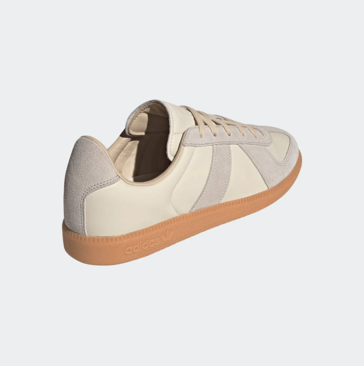 adidas Retro Low-Top Sneakers – Cream & Light Gray